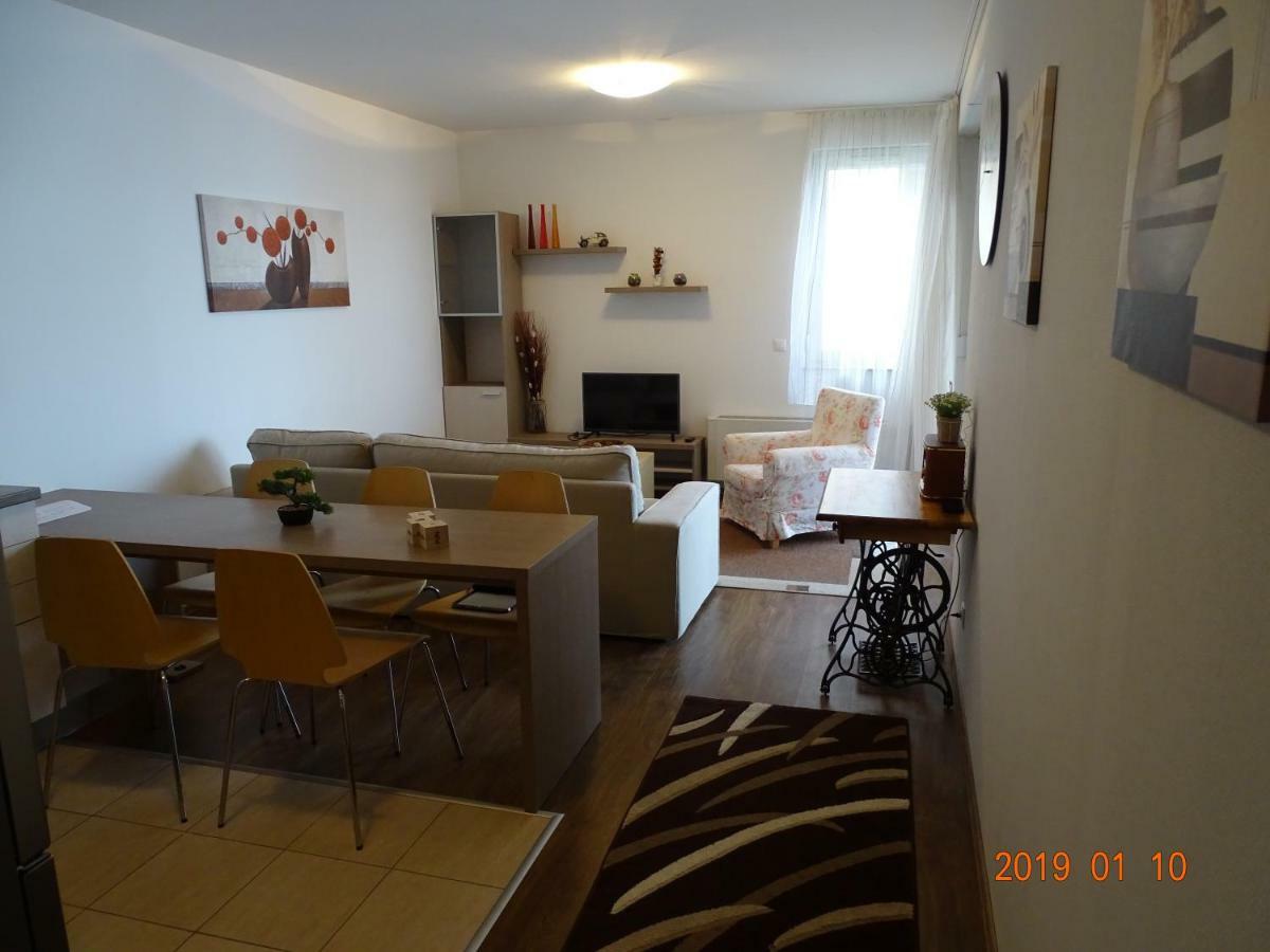 Galeriusbeach Deluxe Apartment Siófok Exterior foto